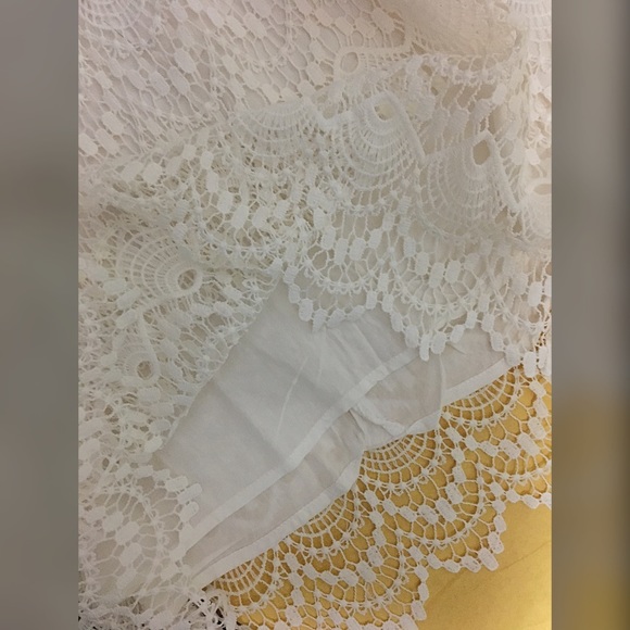 HP 🎉Spaghetti Strap Lace Dress, With Lining. - Picture 3 of 3